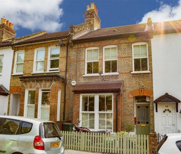 3 bedroom terraced house to rent - Photo 4