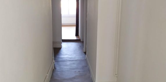 T1 - Photo 2