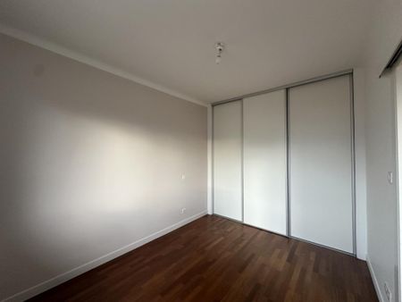 Location Appartement 2 pièces 38m² ANNECY 74000 - Photo 3