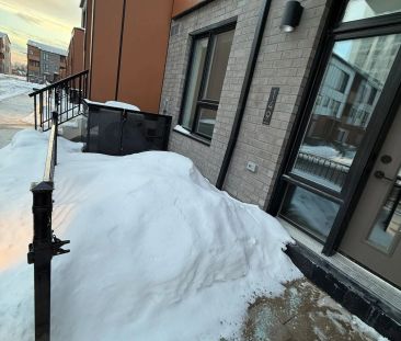 90 ALL NATIONS Drive #TH7-149 - Photo 4