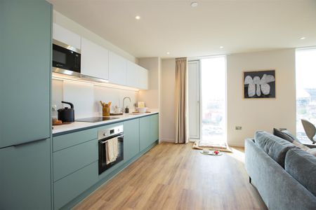 Fairfax, Piccadilly East, Manchester - Photo 3