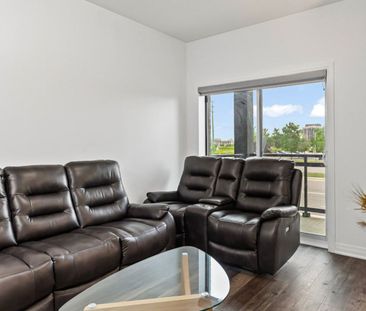 For Lease - 102 Grovewood Common Crescent Unit# 124, Oakville, Ontario - Photo 2