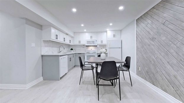For Lease - 360 Dixon Boulevard Unit# Lower, Newmarket, Ontario - Photo 1