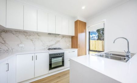 Great Location - Photo 3