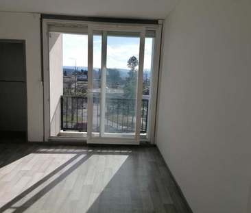 Location : Appartement 3 pièces 57 m2 – GRAND CHARMONT - Photo 4