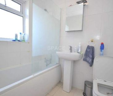 3 bedroom property to rent in Reading - Photo 4