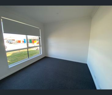 78 Beck St, Park Ridge, Qld 4125 - Photo 6