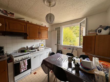 Location Appartement 4 pièces 75m² ETOILE SUR RHONE 26800 - Photo 3