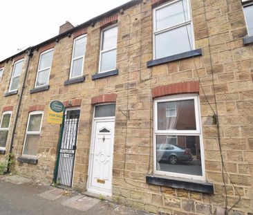 Portland Street, Wakefield - Photo 1