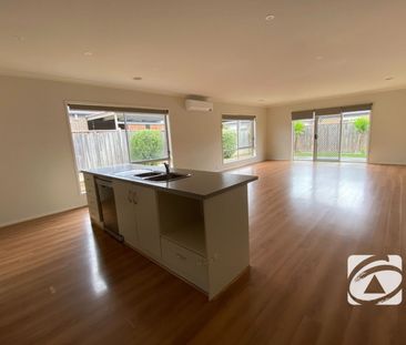 LOCATED IN POTTERS GROVE ESTATE - Photo 3
