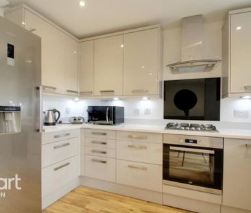 1 bedroom in a house share to rent - Photo 5