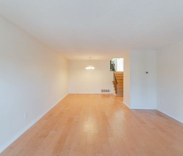 For Lease - 3301 Tallmast Crescent, Mississauga, Ontario - Photo 3