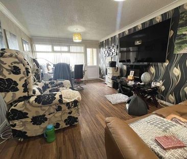 Alexandra Road, Blackpool, FY1 - Photo 1