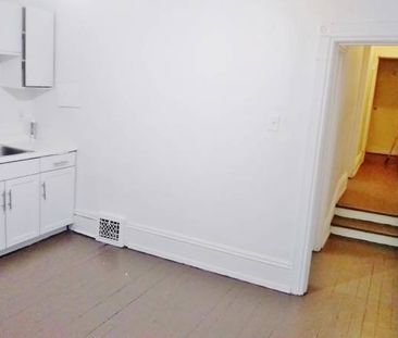 Bright one-bedroom Cabbagetown, $1,750, January 1 - Photo 3