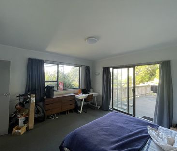 Stunning Sea Views - Photo 1