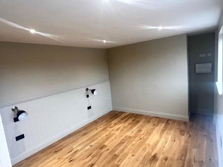 2 bedroom flat - Photo 4