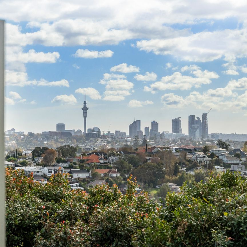 Elevated, North-Facing Home with Stunning Views - Photo 1