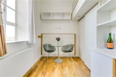 Studio to rent - Photo 2