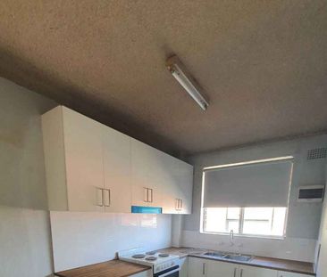 6/47 Hamilton Road, Fairfield NSW 2165 Top Floor Unit Within Walkin... - Photo 1