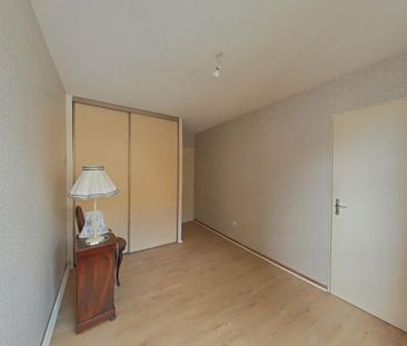 Location Appartement 3 pièces 68m² ROMANS SUR ISERE 26100 - Photo 4