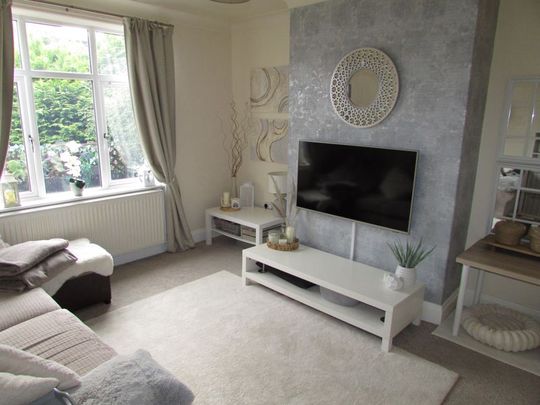 Passmonds Crescent, Rochdale - Photo 1