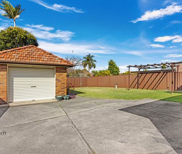 Wonderful Family Home! - Photo 5