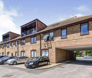 Staines Road, Feltham, TW14 - Photo 1