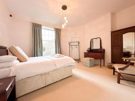 Lansdown Place, Cheltenham GL50 2HX - Photo 2