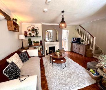 3 bedroom house to rent Oaklands Road, Havant, PO9 - Photo 1