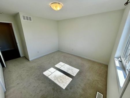 For Lease - 2597 RIVER MIST Road, Barrhaven, Ontario - Photo 3