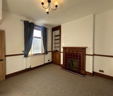 2 bedroom end of terrace house to rent - Photo 6