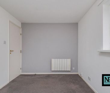 2 bedroom maisonette to rent - Photo 2