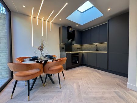 1 Bed Semi-Detached House, Penywern Road, SW5 - Photo 5