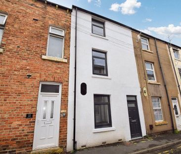 4 bedroom terraced house to rent - Photo 2