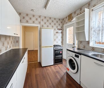 4 Bed Semi-Detached House, St James's Road, CR0 - Photo 5