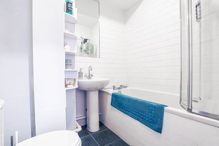 1 Bed Flat, West Street, LE1 - Photo 2