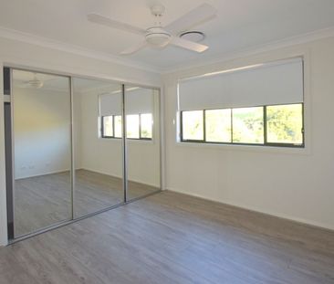 Spacious Family Home! - Photo 3