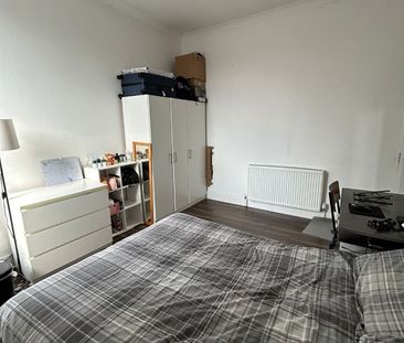 Room in a Shared Flat, Chamberlayne Road, NW10 - Photo 2