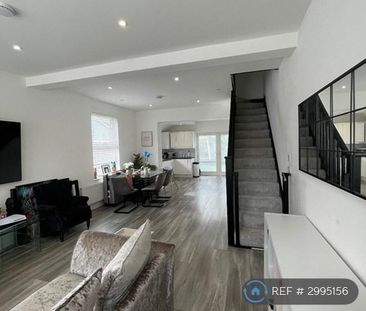2 bedroom detached house to rent - Photo 1