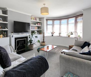 3 bedroom semi-detached bungalow to rent - Photo 1