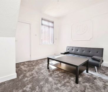 United Kingdom, Albany Street, TS1 4DB, Middlesbrough - Photo 1