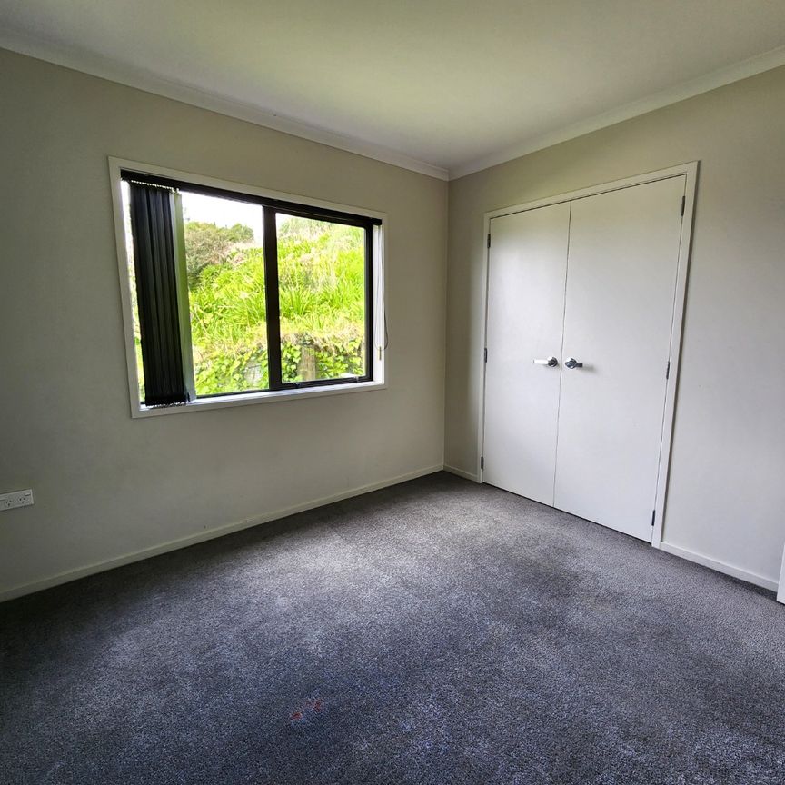 Modern Four Bedroom Home with Views - Bethlehem - Photo 1