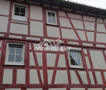 Helle, erneuerte 2-Zi-DG Whg mit Küche – in Leo-Höfingen (S-Bahn) - Photo 1