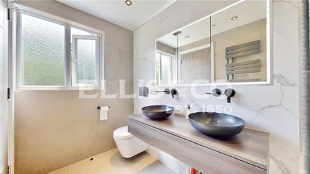 4 bedroom semi-detached house to rent - Photo 2