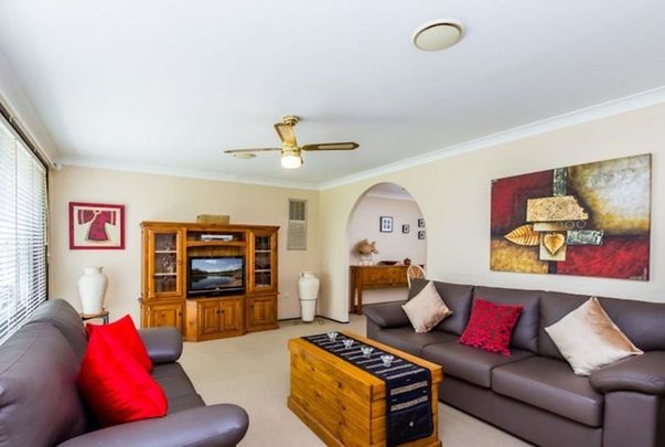 Spacious 3-Bedroom Brick Home in Convenient Location - Photo 1