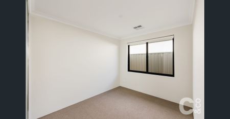 Brand New 4 x 2 with Ducted Heating/AC ! - Photo 3