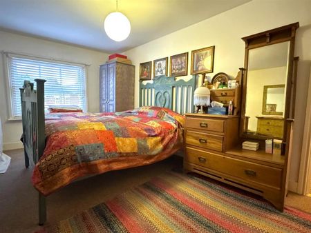 2 bedroom maisonette to rent - Photo 3