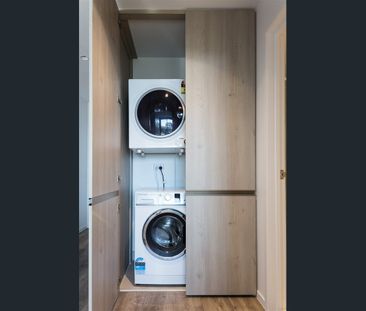 1 bed + study apt + up to 6wks RENT FREE * - book your inspection t... - Photo 2