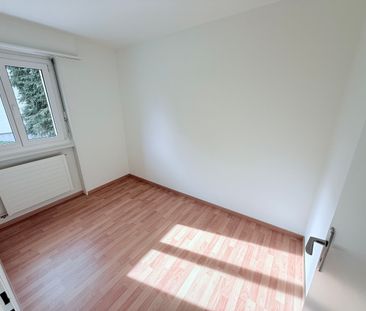 Appartement de 4 pièces au rez-de-chaussée - Photo 1