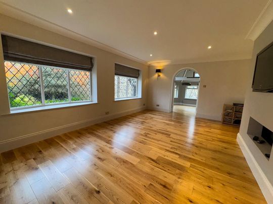 4 bedroom detached house to rent - Photo 1